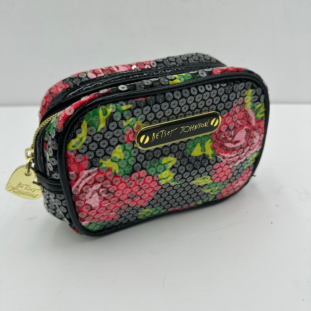 Betsey Johnson Womens Y2K Dark Floral Sequin Mini Cosmetic Bag Heart Zipper Pull